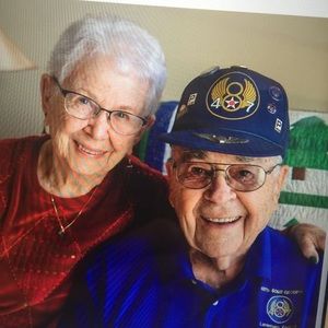 Meet your Posher, Kaye